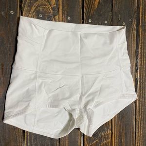 Lululemon Wunder Short *Full-On Luon 2" White